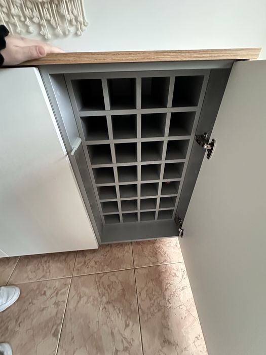 Aparador 3mt com garrafeira