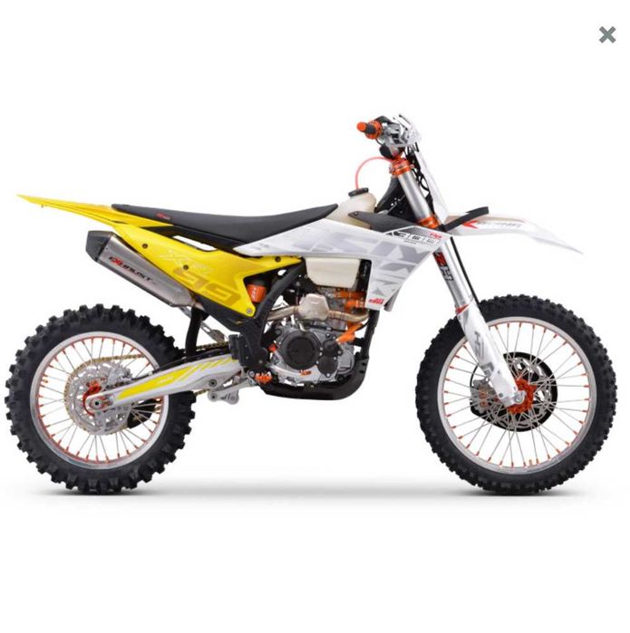 Cross Crossy ASIX XR99 300cm3 2025r *RATY*