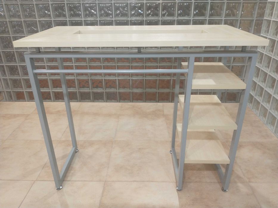 Regał stojący - drewno z metalem