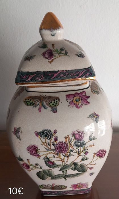 Porcelana decorativa.