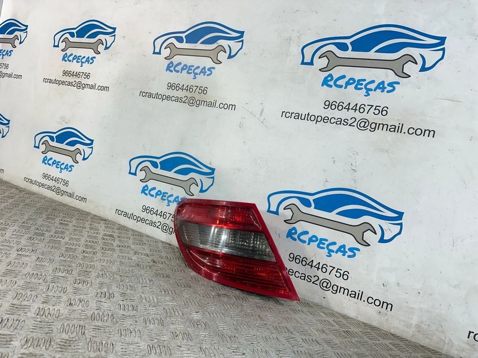 Farolins Tras Traseiros Esquerdo Direito Originais Mercedes Benz