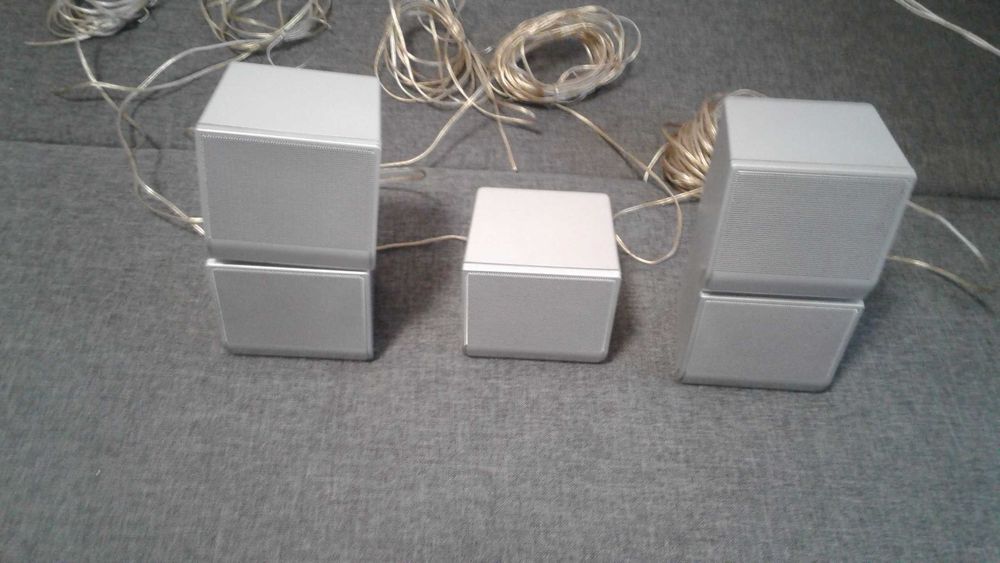 Philips Колонки от Домашнего кинотеатра Кубики 4 Ом