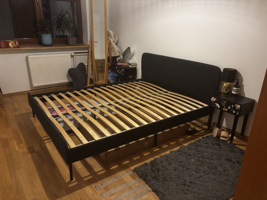 Łóżko, rama Ikea, 160x200 z zagłówkiem