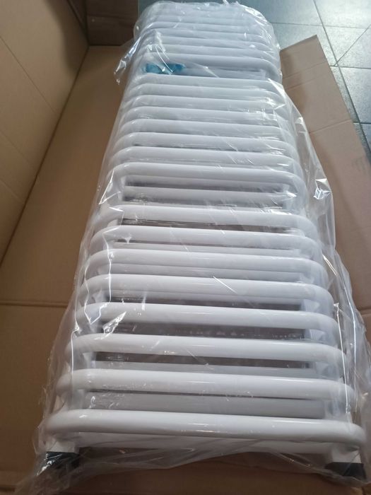 Kaloryfer łazienkowy Instalprojekt nowy