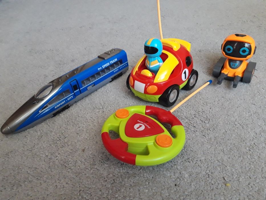 Продам дитячі іграшки