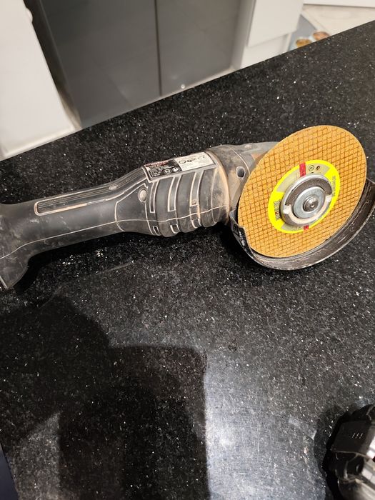 Szlifierka i zakretarka