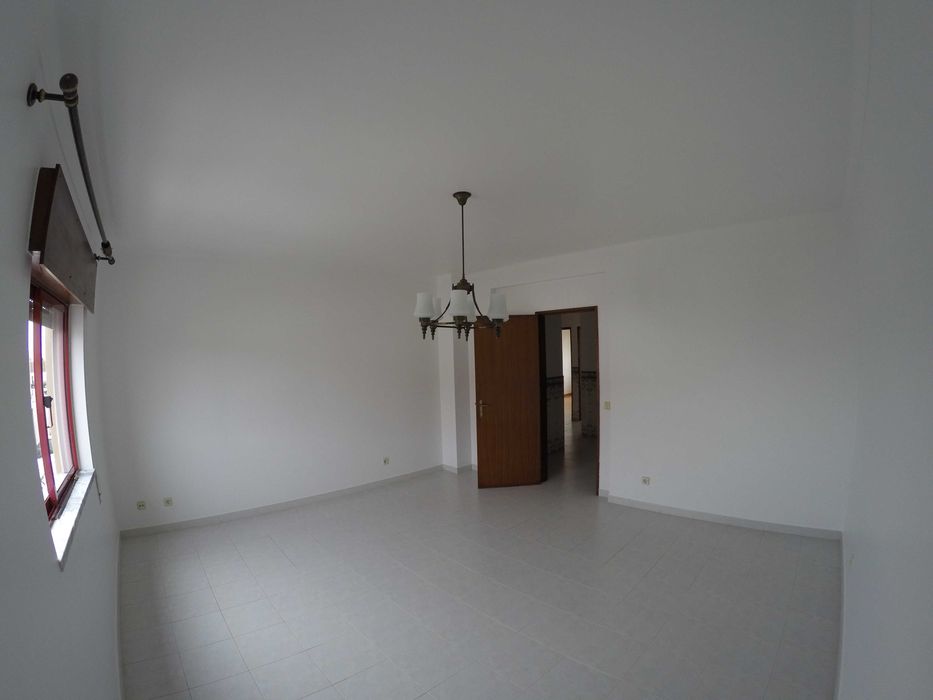 Apartamento T3 no Bairro 7 de Setembro em Vendas Novas