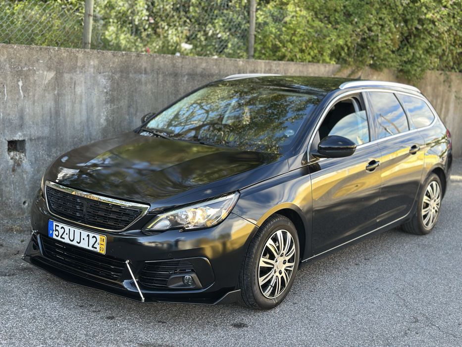 peugeot 308 SW.