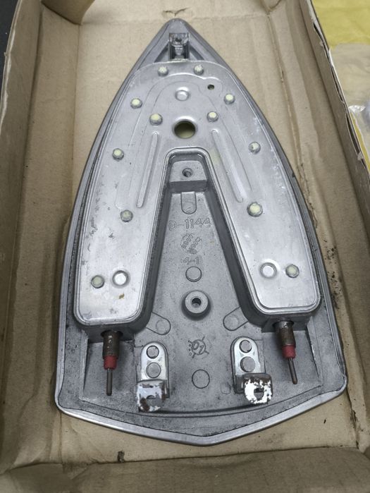 Peças novas para ferros de engomar