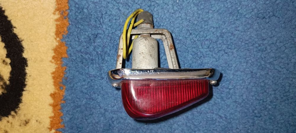 Farol traseiro para bicicletas clássicas