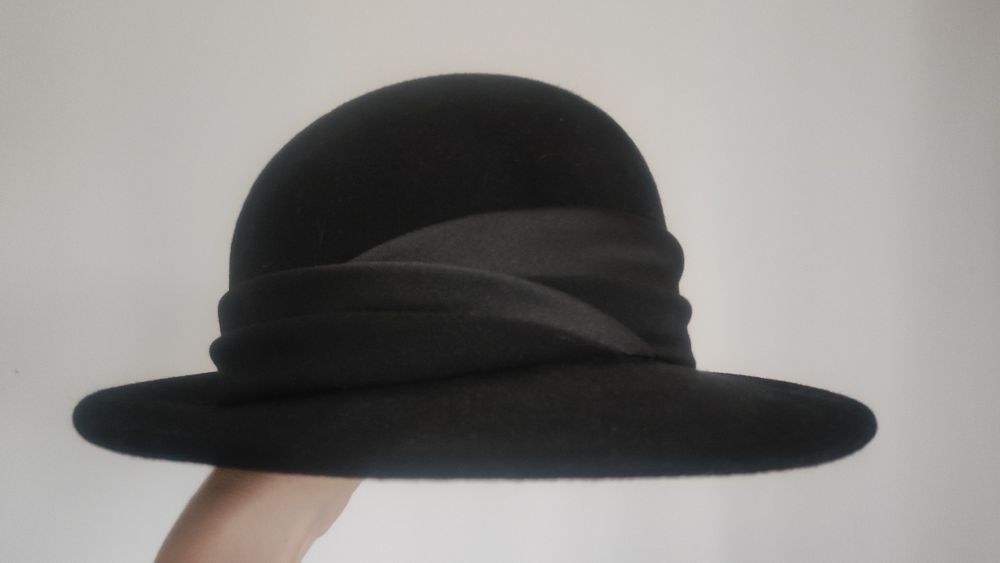 Kapelusz 100% welna, roz. 56super stan