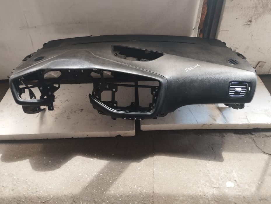 Kia Ceed 2 deska rozdzielcza konsola airbag pasażera