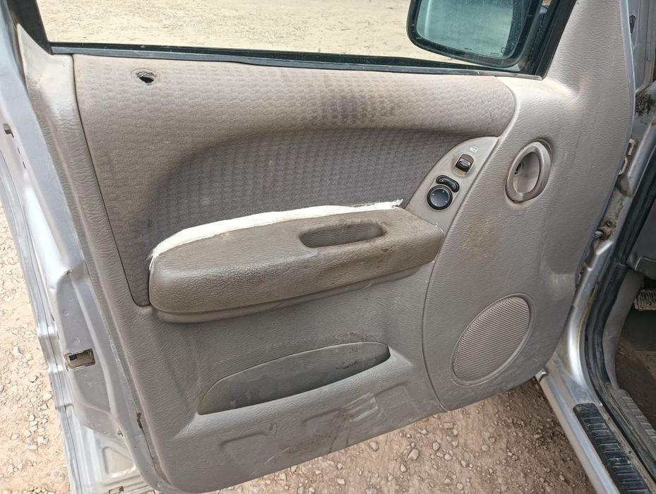 Grelha Da Frente Jeep Cherokee