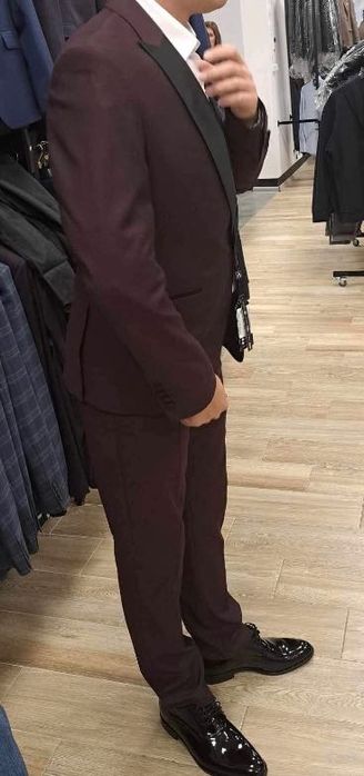 Garnitur frak ślub wesele pan młody burgund
