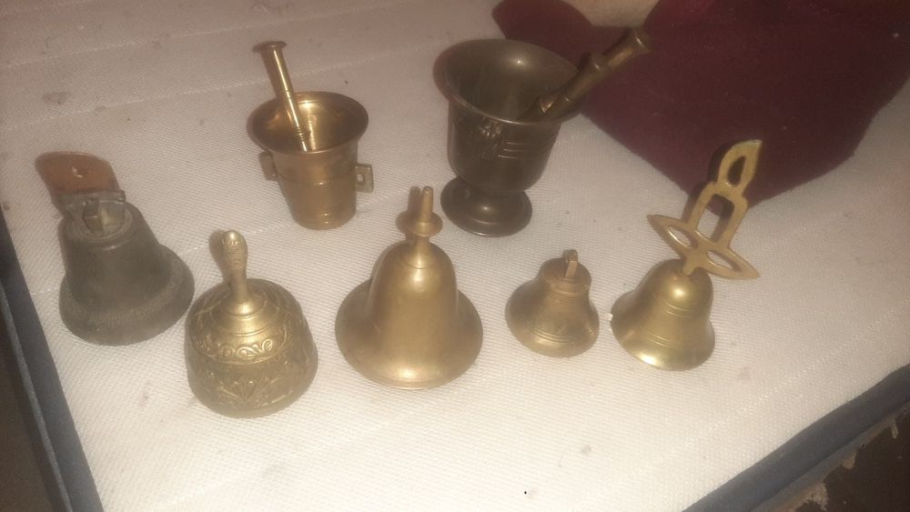 sinos de bronze antigos