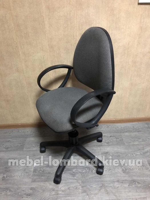 Кресло офисное № 6 "Престиж" бу 19 шт