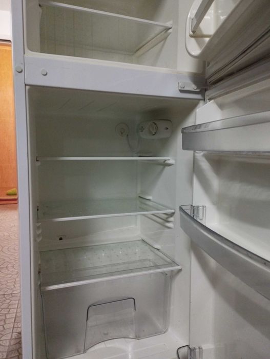 Frigorífico com congelador,como novo