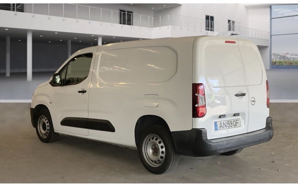 Opel combo LONGA 1.5 CDTI Nacional Com iva no preco 2022 Cammes 8 MM
