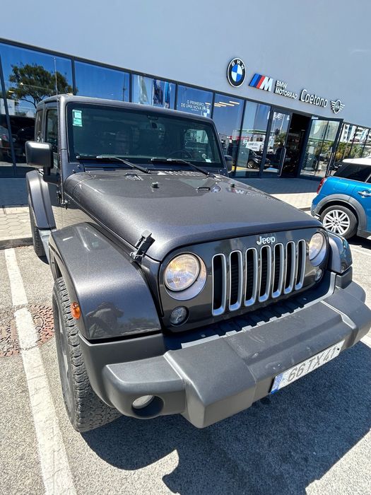 automóvel jeep wrangler