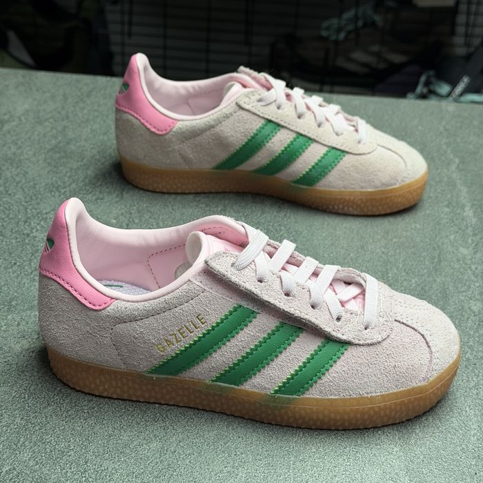 28р.ОРИГІНАЛ 100% Дитячі рожеві кросівки для дівчинки адідас Adidas Gazelle JQ7837