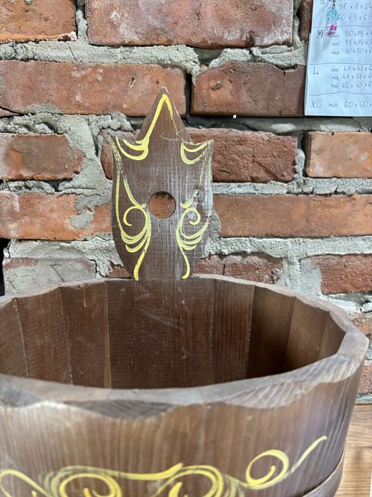 Parasolnik drewniany .!