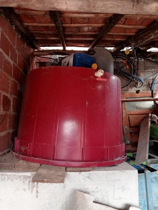 Tina de plástico 1000 Litros