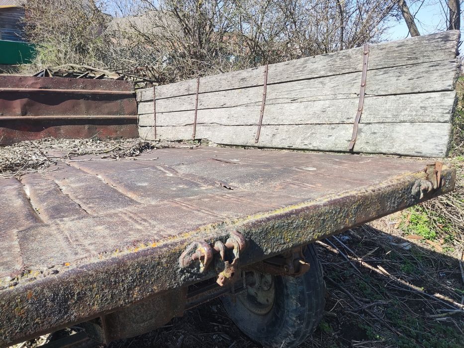 Продам ,трактор ,плуг