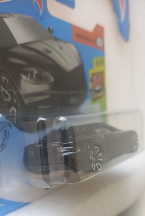 Aston martin DBS hot wheels
