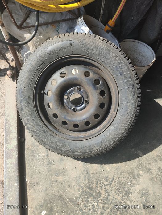 Продам Ford 195/65/15.  За 1 шт