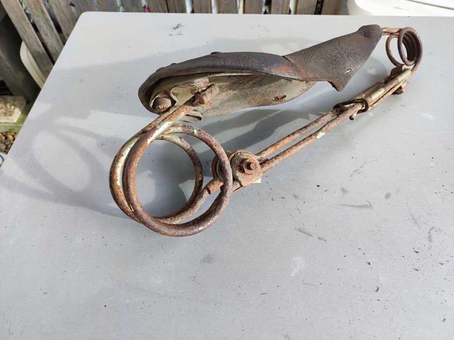 Selim de molas Tabor