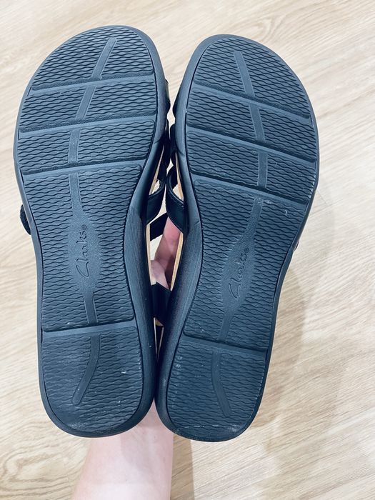 Босоніжки жіночі Clarks 41р