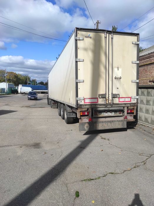 Продаж Рено Магнум DXI 480