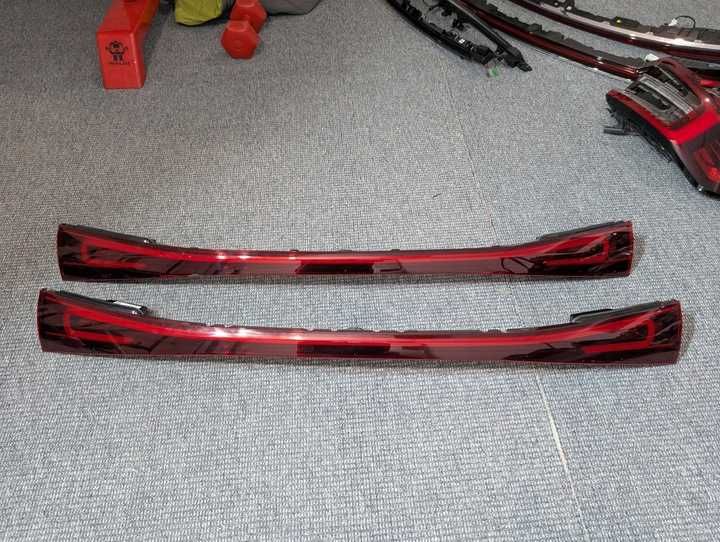 Mercedes EQA W243 фонарь задний стоп разборка запчасти шрот