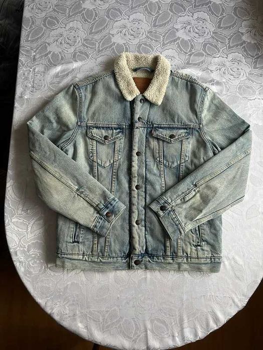 Kurtka zimowa jeansowa ocieplana sherpa Levi’s premium L