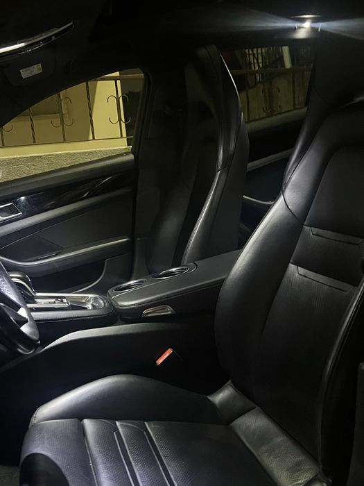 Porsche Panamera 4 E-hibrid