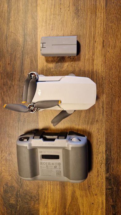 Dron dji mini 2 se