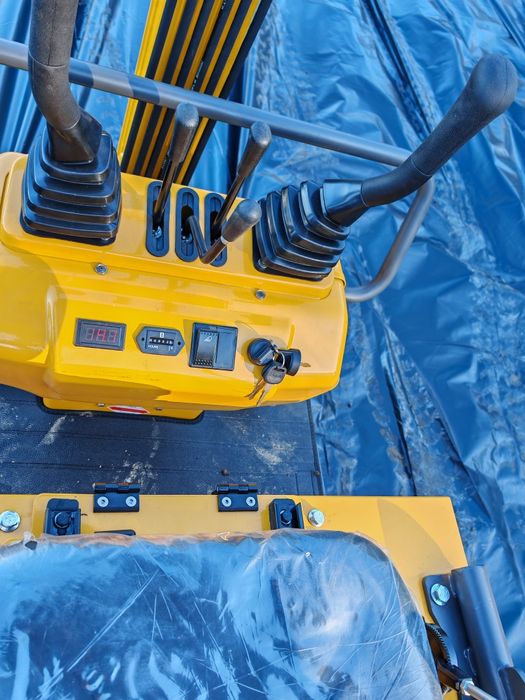 Mini giratória 1000klg