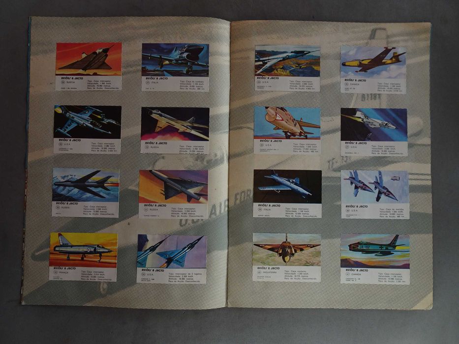 Caderneta de cromos completa Aviões a Jacto - Pastilhas Pirata