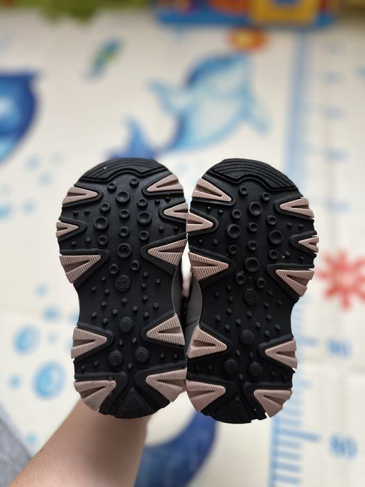 Продам чоботи 23 розмір, устілка 14.3 см