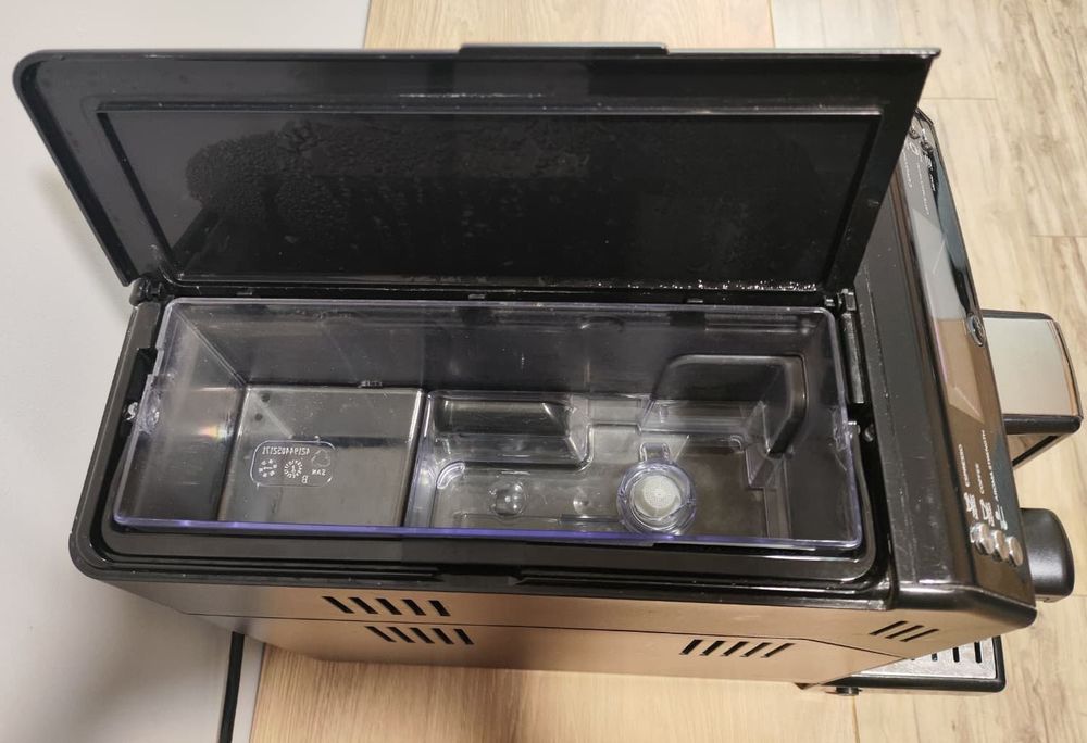 Ekspres PHILIPS 3100 EP3551/00 1850W 15bar ceramiczny młynek