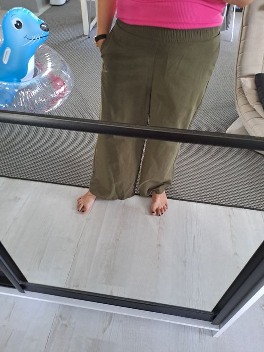 Szerokie spodnie r.38