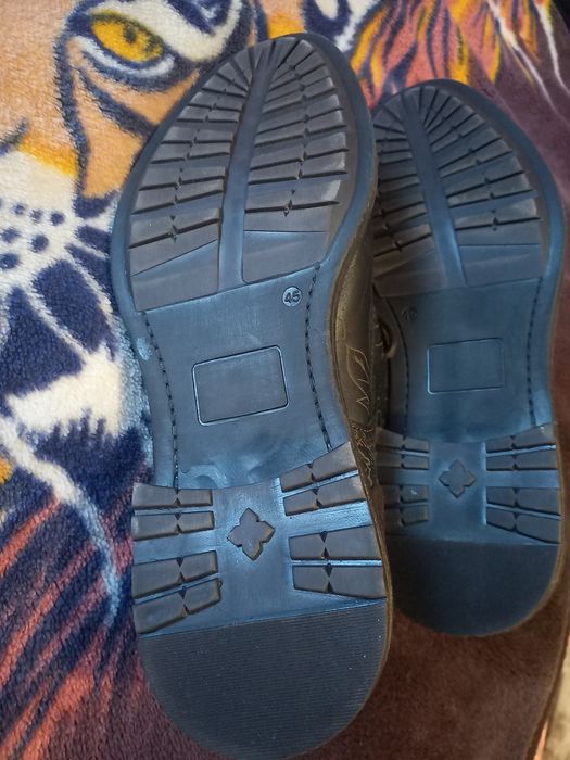 Продам черевики чоловічі