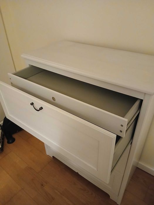 Cómoda Ikea Aspelund 3 gavetas