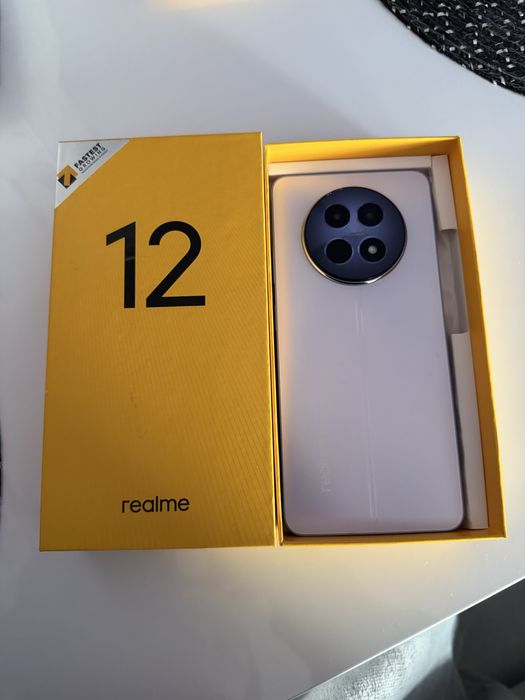 Sprzedam Relame 12 5G