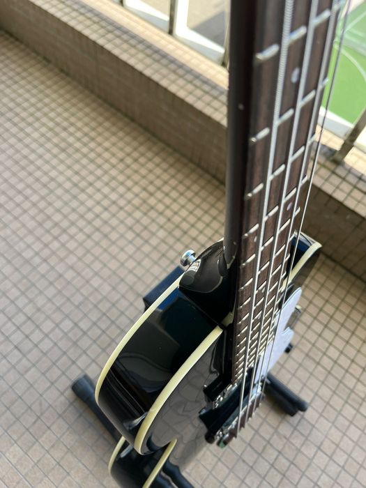 Hofner Ignition Club Bass Preto