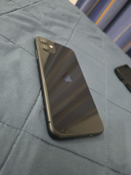 Iphone 11 64gb a funcionar ok