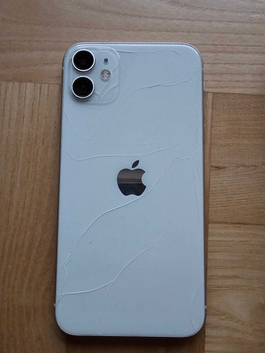 Iphone 11 64GB Biały Sprawny