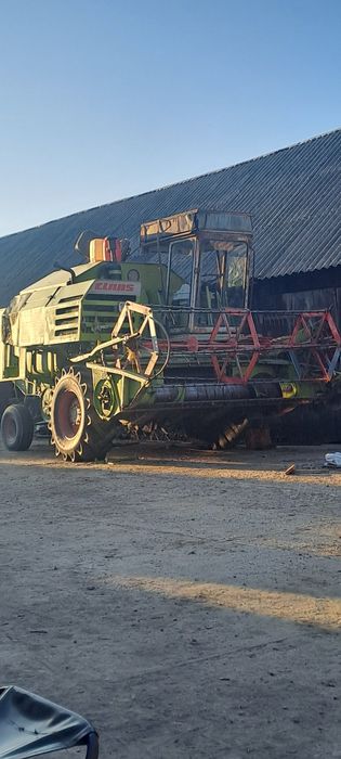 Комбайн claas CLAAS