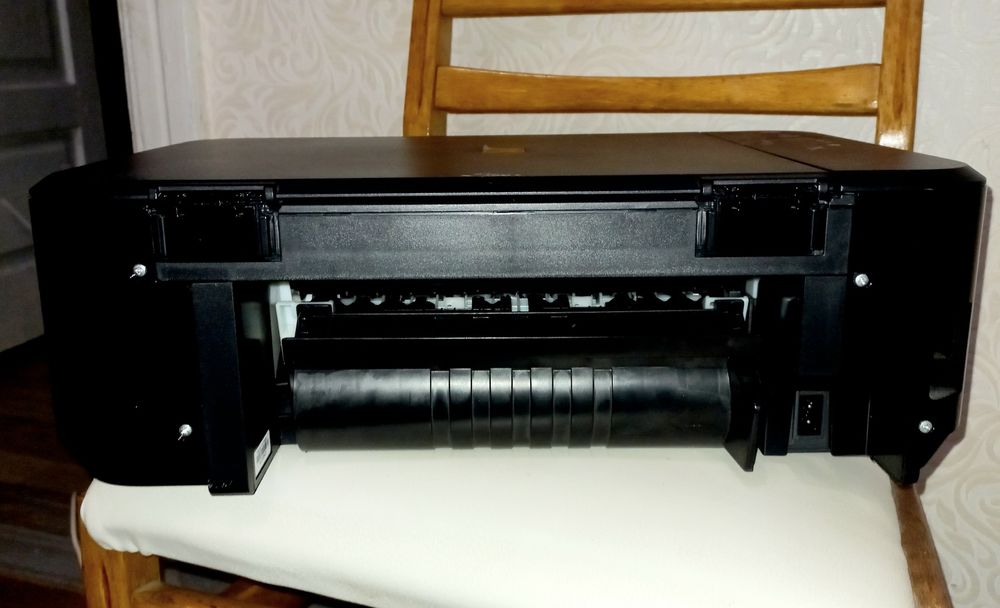 Принтер Canon 30365 wlan 3в 1 WI-FI