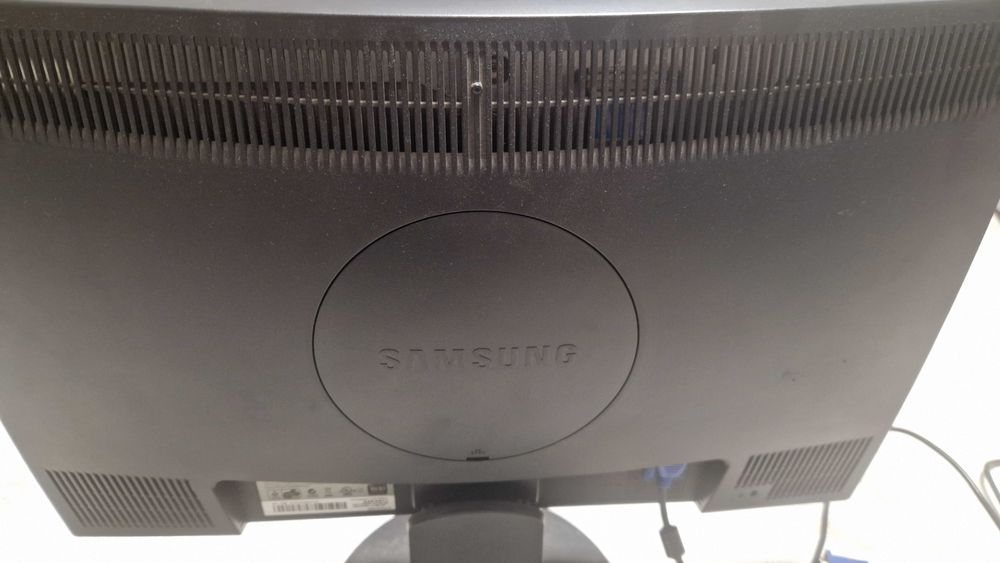 Monitor samsung SyncMaster 2443